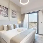 Mag Eye 900 - One Bedroom With Downtown Dubai View